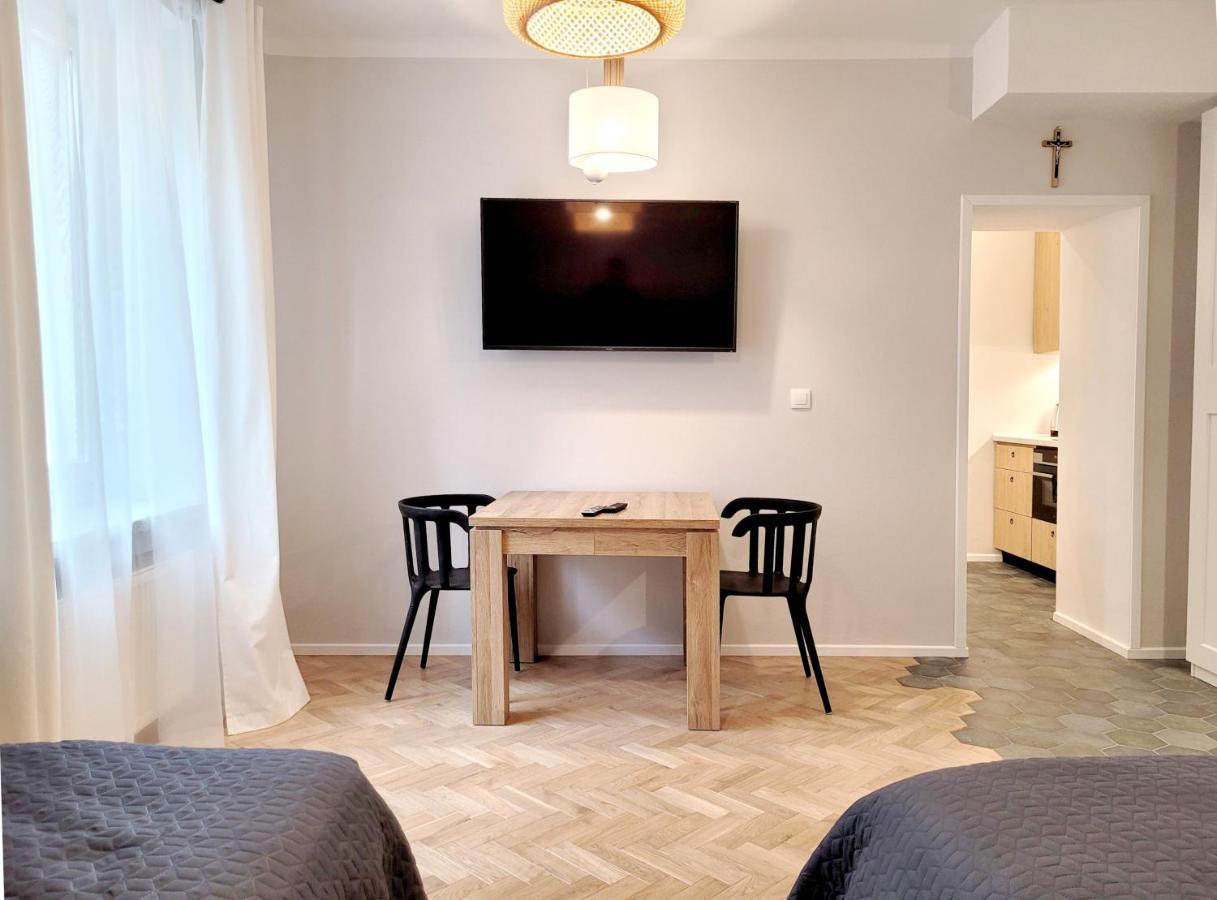 Kana - Stylish Apartment In Krakow Pomorska - Close, Wifi, Smart Tv Krakau Buitenkant foto