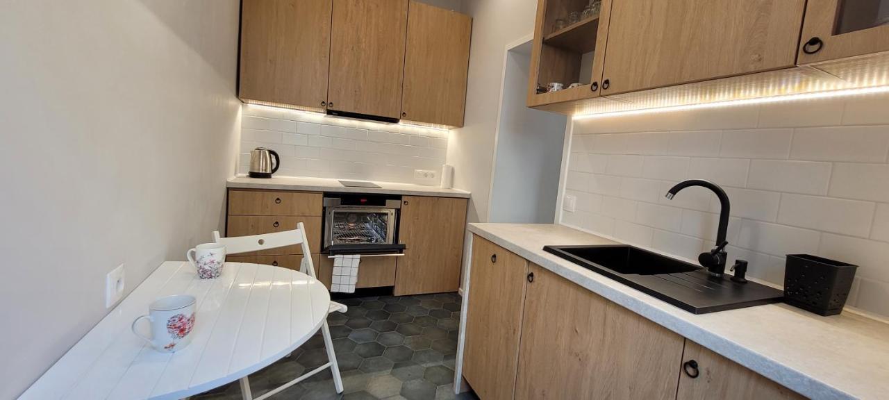 Kana - Stylish Apartment In Krakow Pomorska - Close, Wifi, Smart Tv Krakau Buitenkant foto