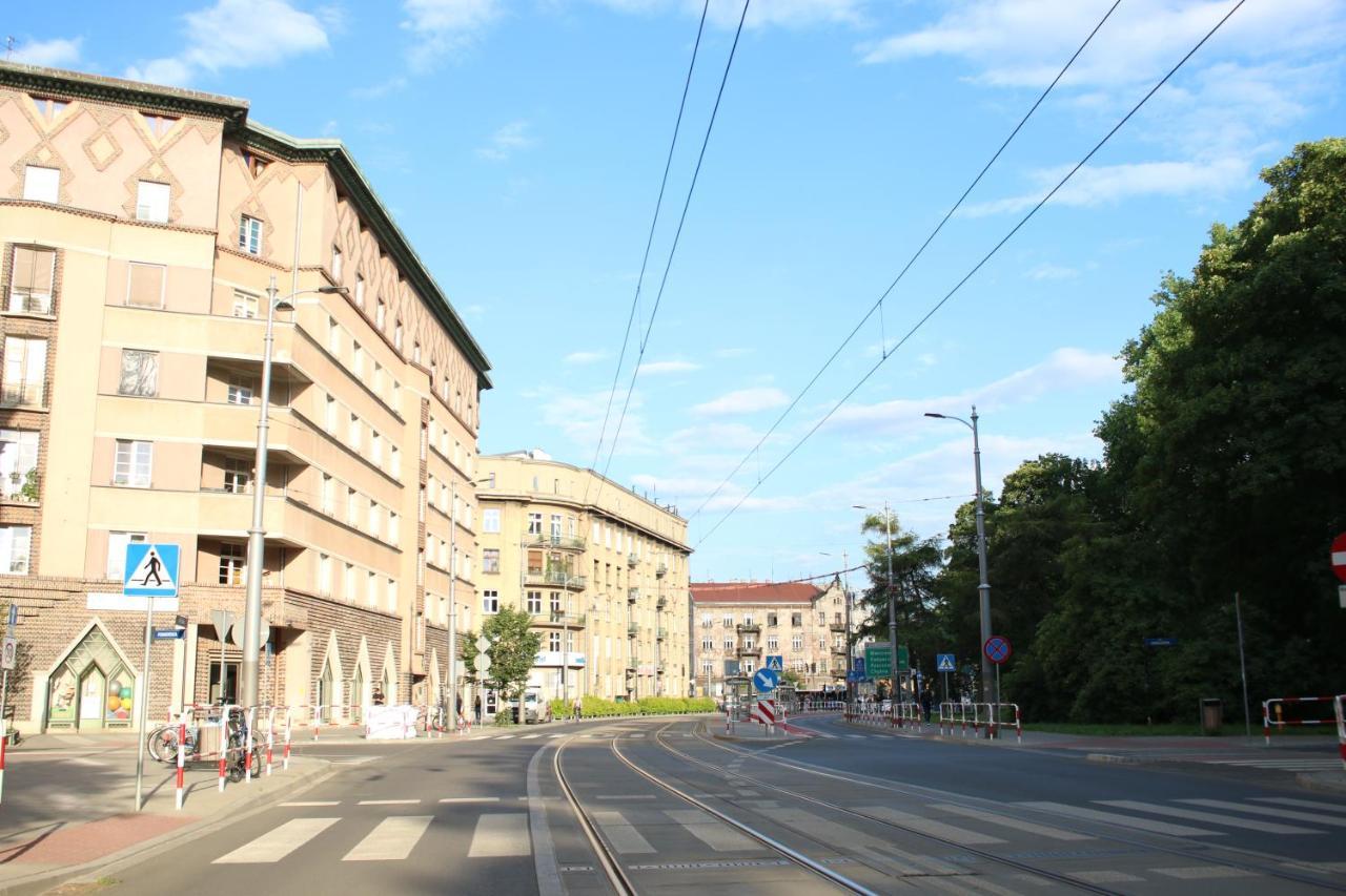 Kana - Stylish Apartment In Krakow Pomorska - Close, Wifi, Smart Tv Krakau Buitenkant foto